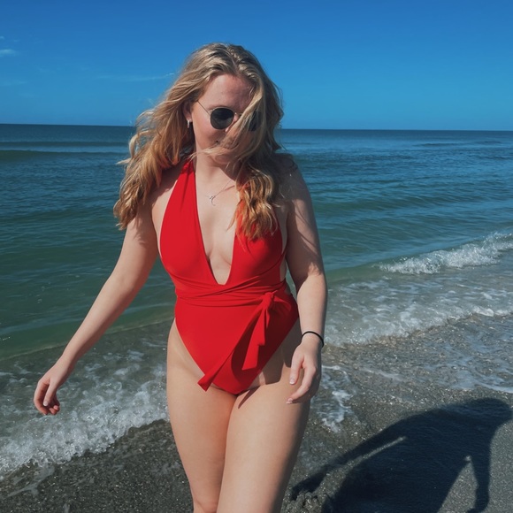 Meet your Posher, Kat - Picture 9 of 10